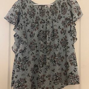 DR2 grey blue Floral Blouse with Ruffle Detail